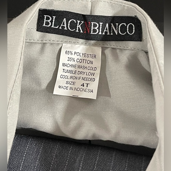 Children’s boys 3 piece suit gray pin stripe size 4T - Picture 8 of 8